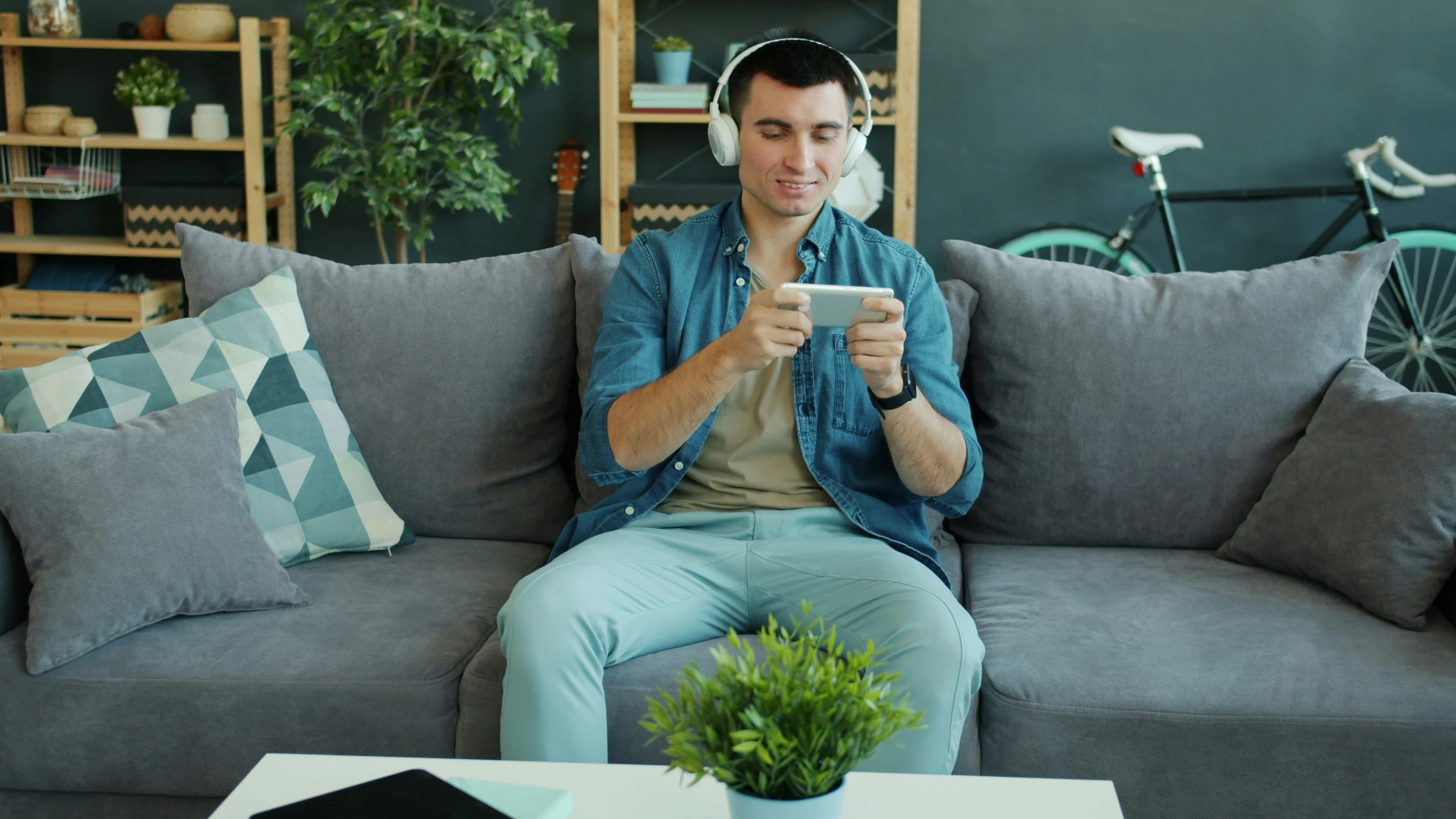 6 scientifically proven tips to reduce your screen time